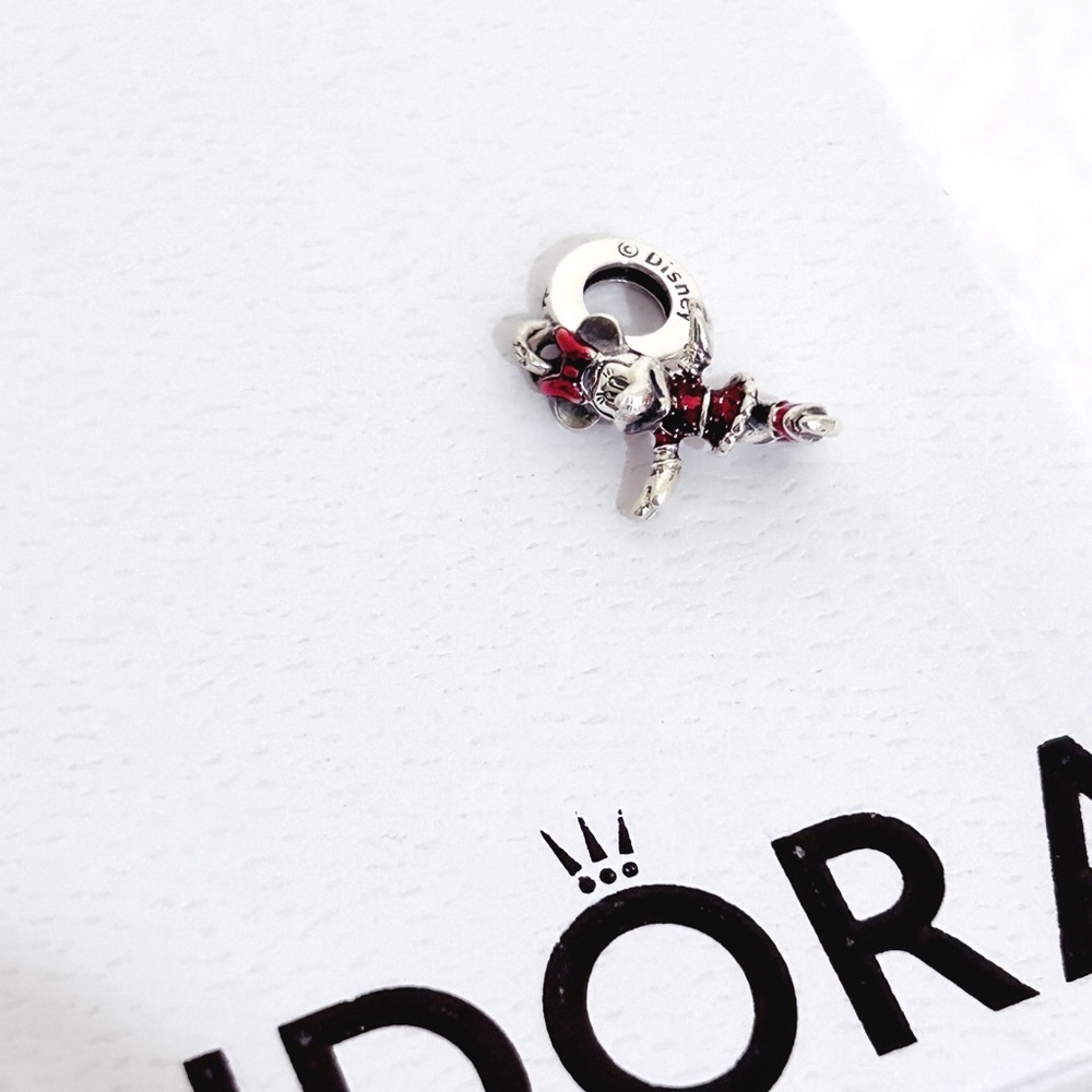 PANDORA Christmas Disney Minnie Mouse Ice Skating Dangle Charm w/box - Picture 8 of 8